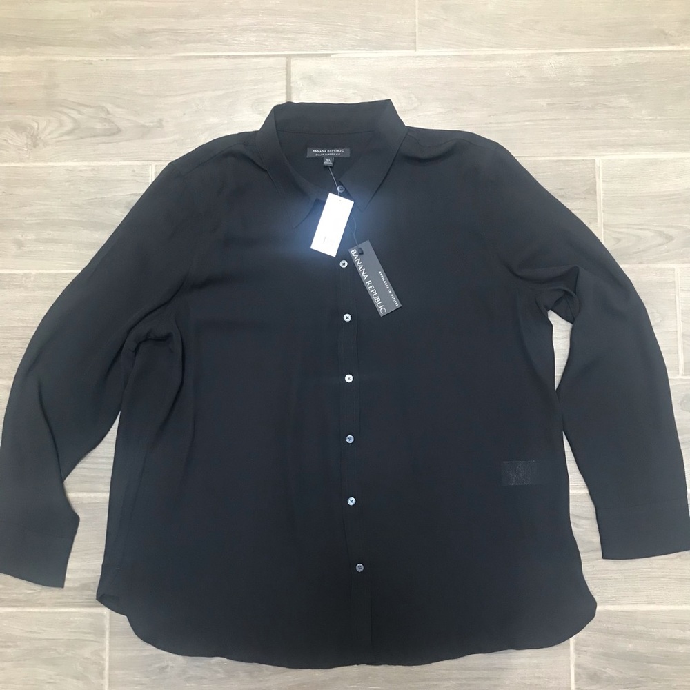 NWT Banana Republic Black Dillon Classic Fit XL